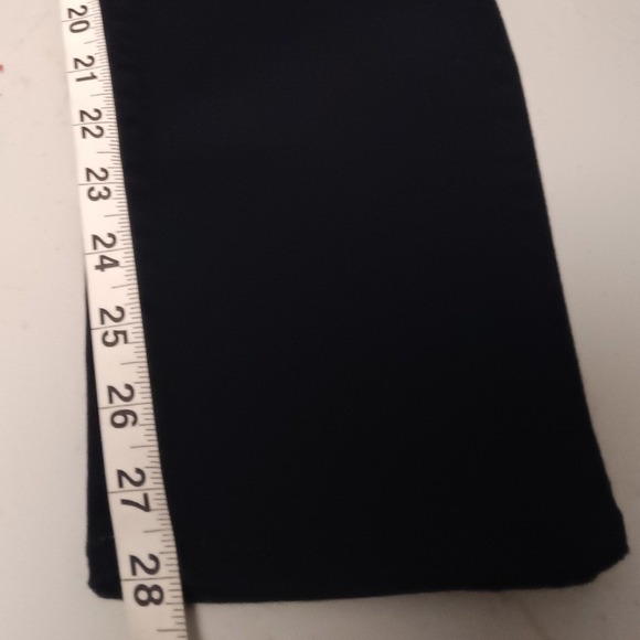 Universal Threads Women's Mid Rise Curvy Skinny Jeans Black Size 10 REG - Picture 9 of 10